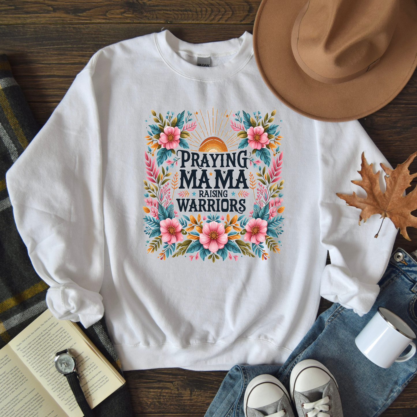 Sweater "Praying Mama Raising Warriors" con Diseño Floral