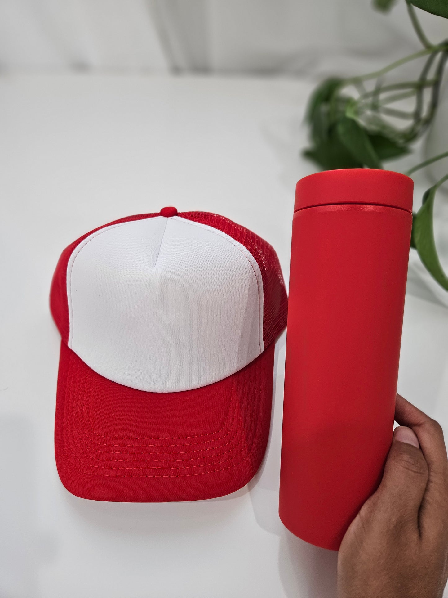 Gorra+ termo  rojo de 16oz con pitillo