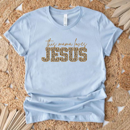 "This mama Loves Jesus" T-shirt Leopardo manga corta. Animal Print