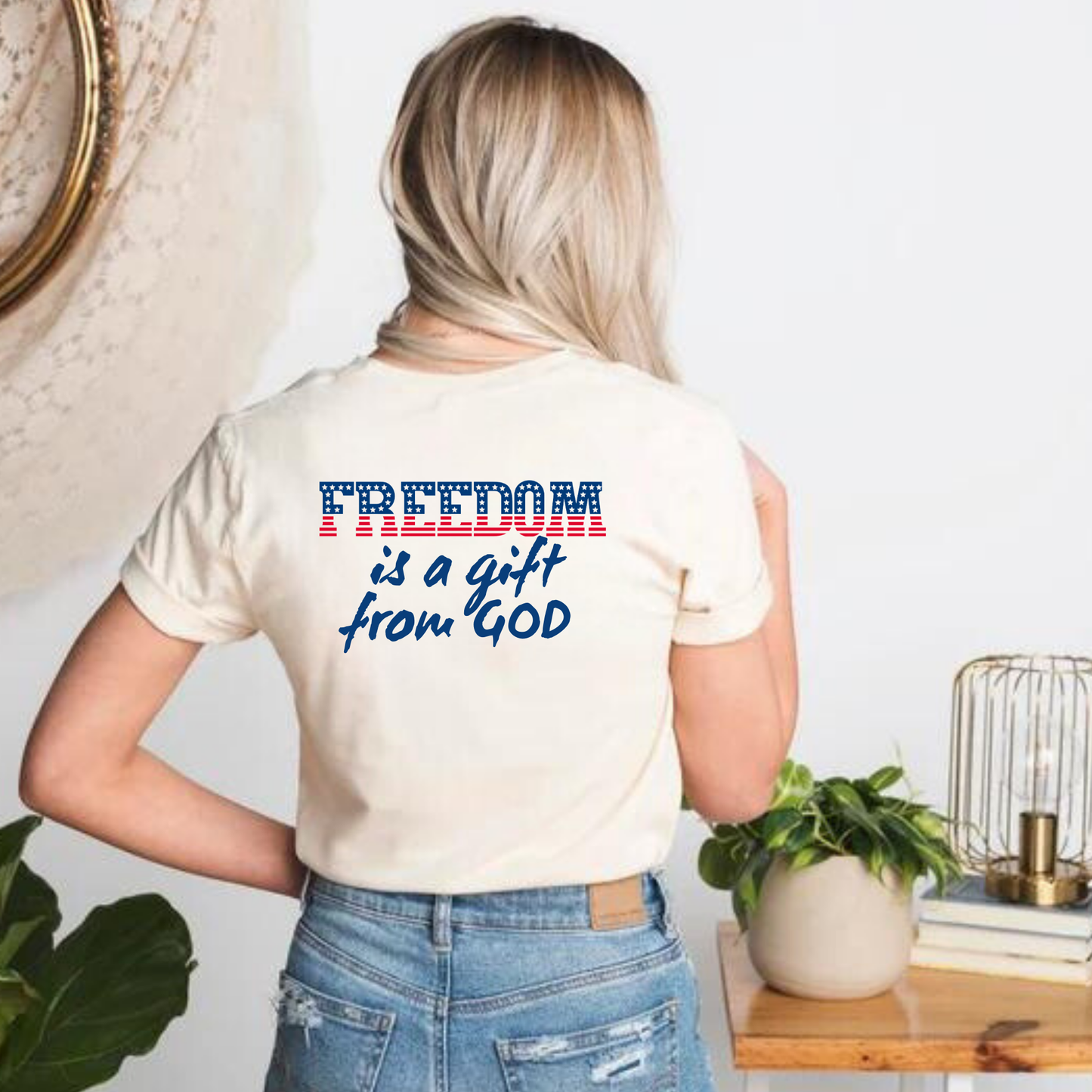 T- shirt UNISEX "Freedom is a gift" 4th July