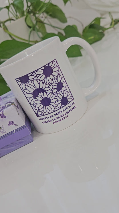 Taza + jabón flores moradas