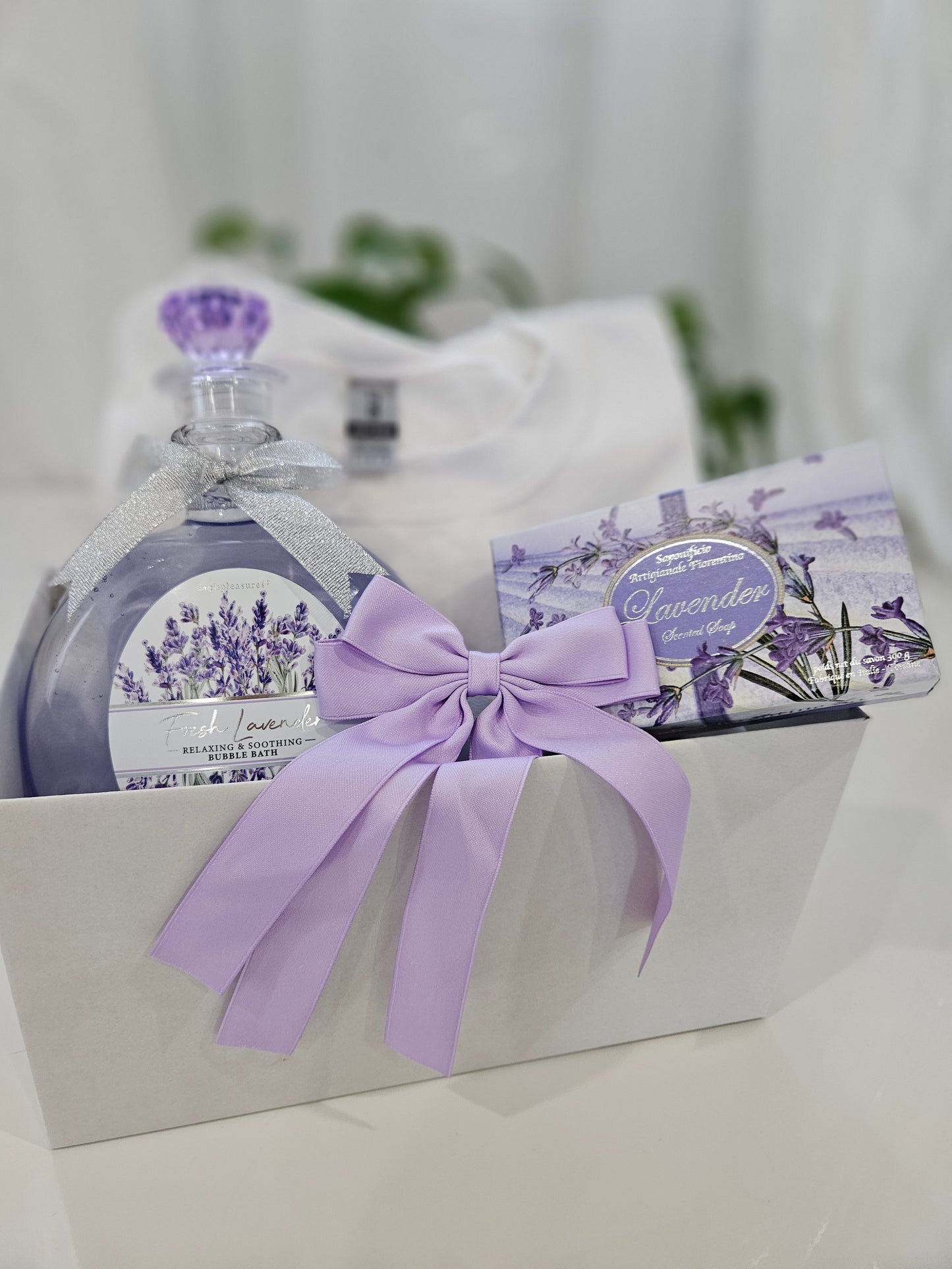 "Gift Box de Lavanda: Sweater para personalizar +gel de baño +jabón en pasta de lavanda +lazo morado.